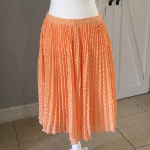 Karl Lagerfeld Dresses & Skirts - Karl Lagerfeld skirt.